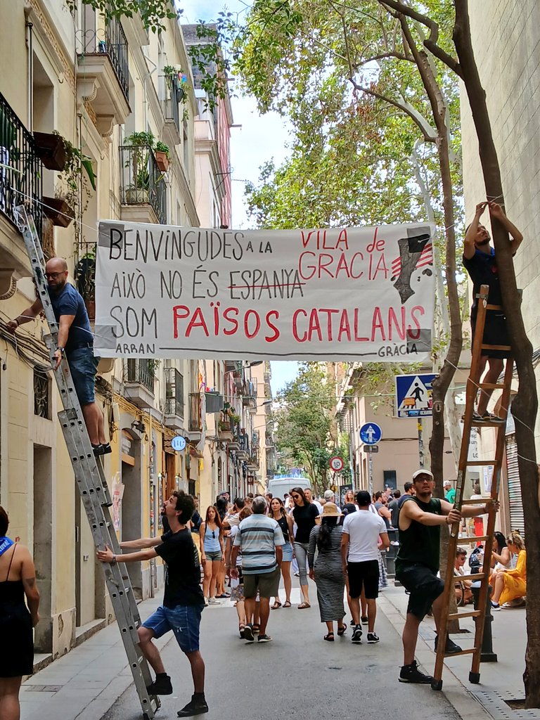 Comienzan las fiestas de Gracia (Emiratos Catalanes)