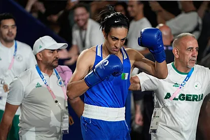 Para sorpresa de nadie, Imane Khelif arrasa en semifinales y luchará por el oro olímpico.