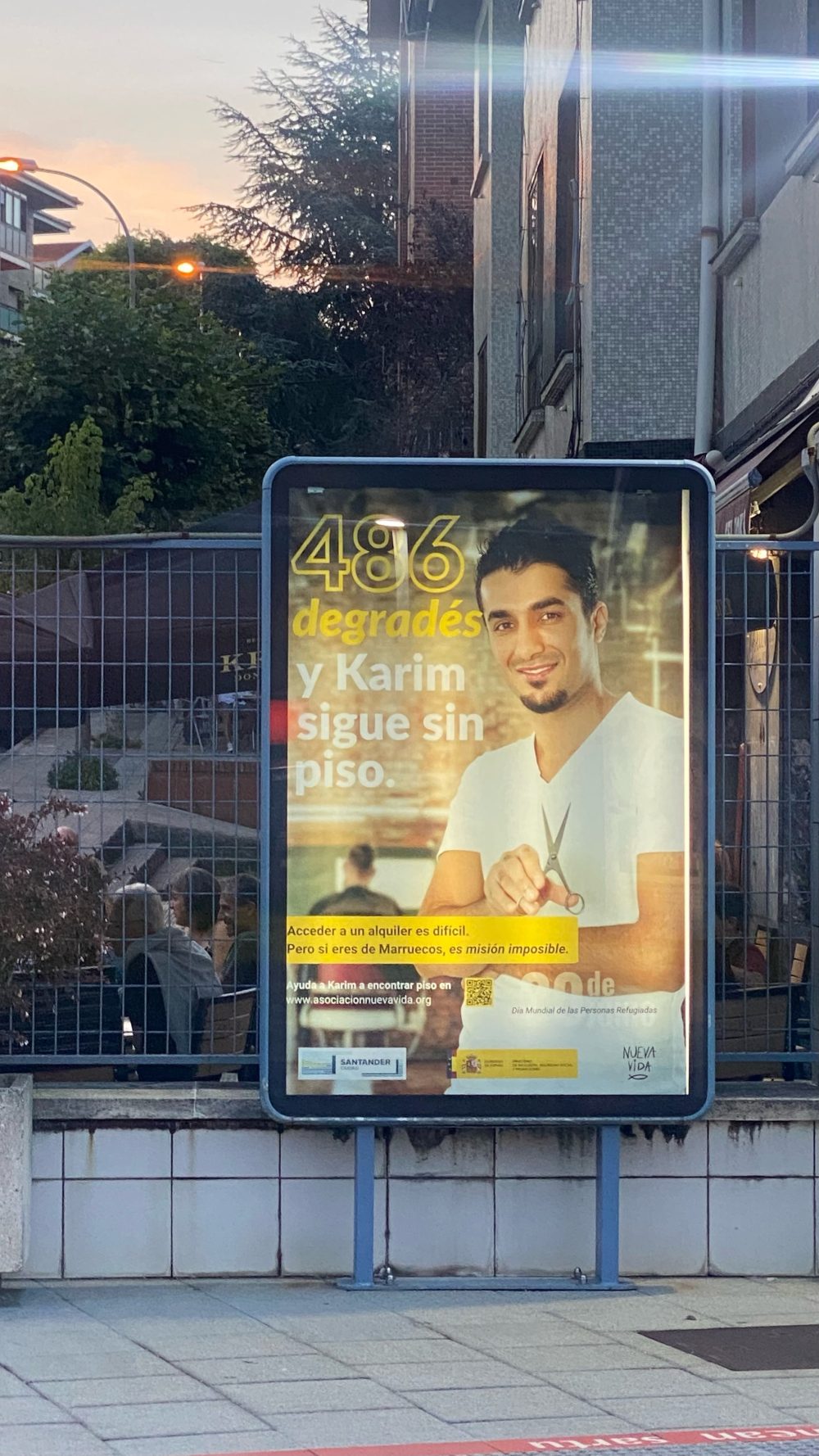 Cartel visto en el metro de Bilbao.