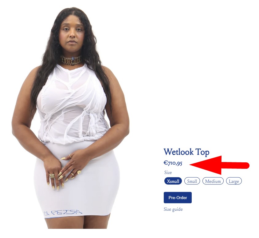 Un top "efecto mojado" se ha puesto de moda desde que Nelly Furtado lo lució en su tiny desk concert