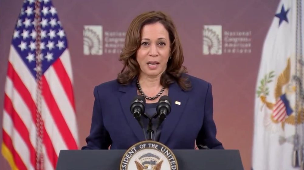 Kamala Harris en el Día de Colón: "Los exploradores europeos provocaron una ola de devastación, vioIencia, robo de tierras y enfermedades generalizadas".