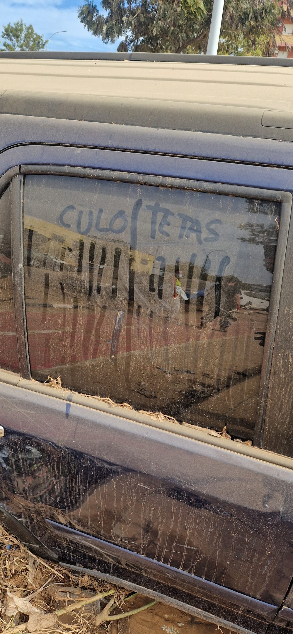 En medio de la tragedia surgen iniciativas