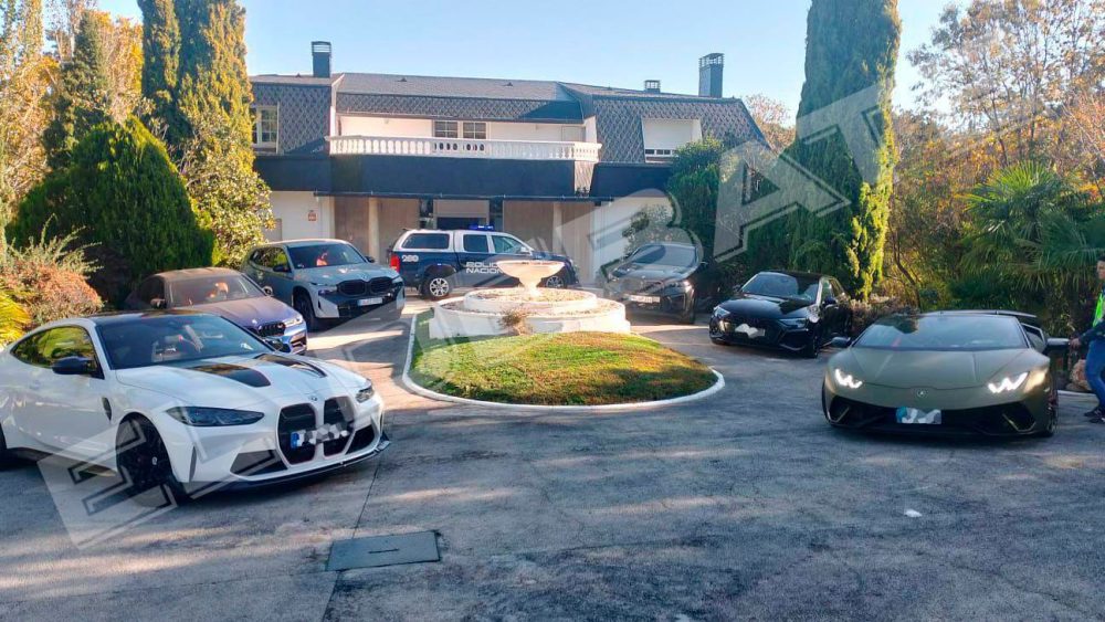 Los coches de los Narcos con los que trabajaba el jefe de la Sección de Delitos Económicos de la Jefatura Superior de Policía de Madrid: 4 BMW M, un Audi RS6 y un Lamborghini Huracán.