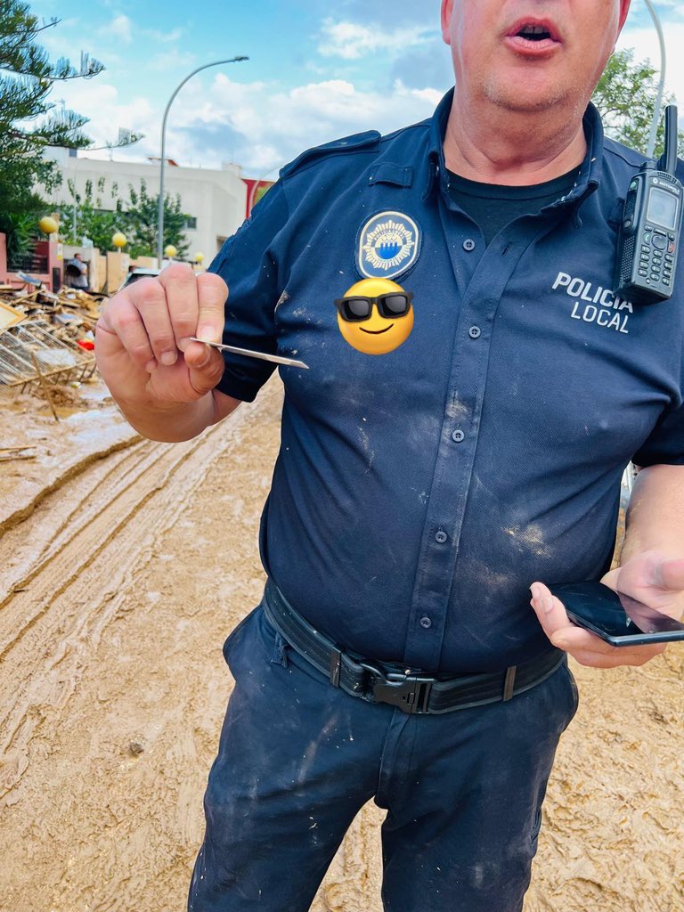 De los creadores de "pago impuestos para recibir NADA", llega...