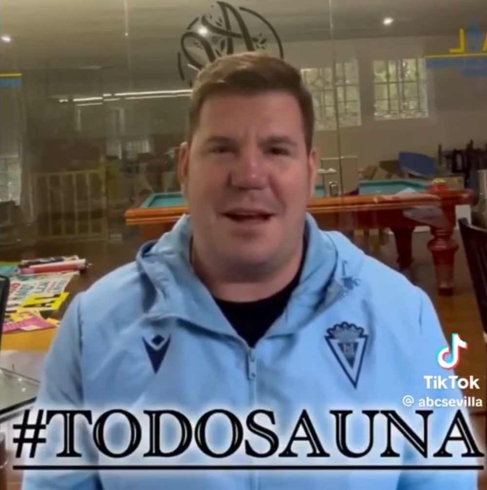 Lucas (de Andy y Lucas) pide que les entreguen el premio Príncipe de Asturias para Iker Jiménez y Ángel Gaitán.