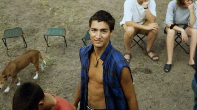Fotos de líderes mundiales de jóvenes. ¿Cuántos podéis adivinar?