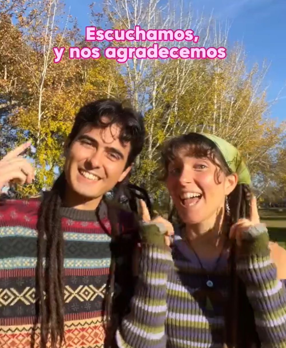 Cuál de sus padres creéis que es el que tiene un bufete de abogados y cual una constructora