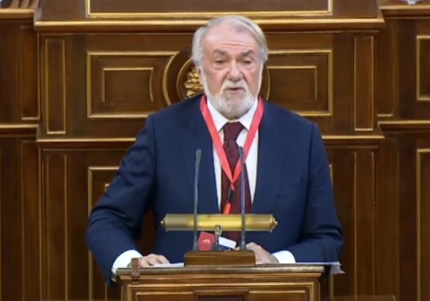 Dice Mayor Oreja (exministro del Interior) que la creación es verdad y la evolución un relato.