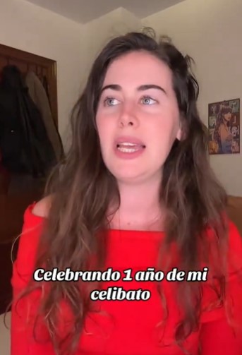 "Celebrando un año de celibato voluntario"