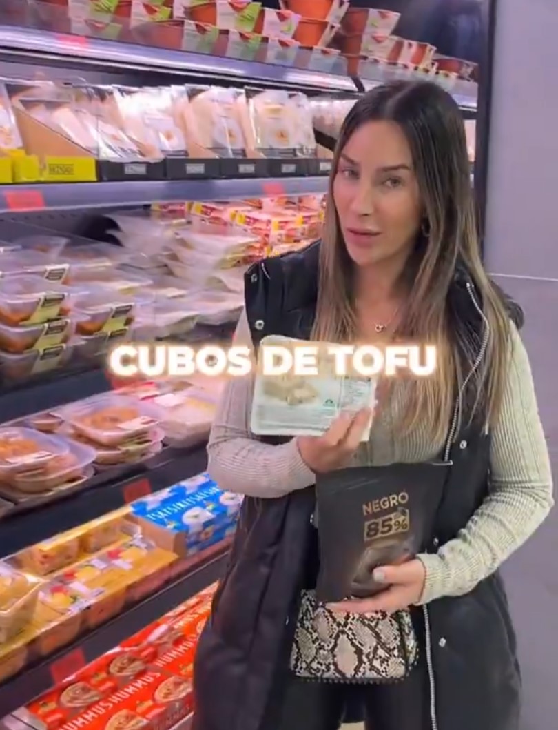 "Cambia estas comidas navideñas por éstas más saludables".