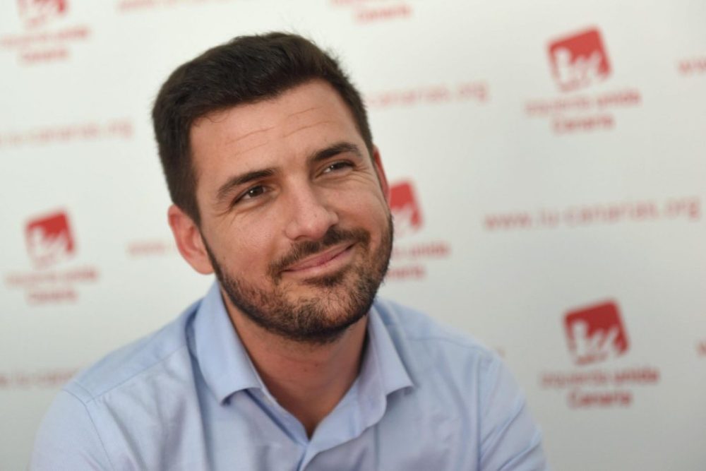 Es como ser físico terraplanista.