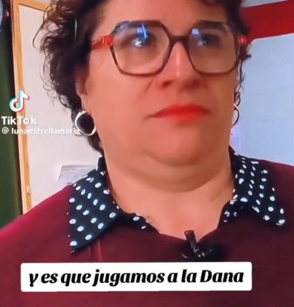 Profesores de Paiporta preocupados por un nuevo juego en los patios llamado "DANA".
