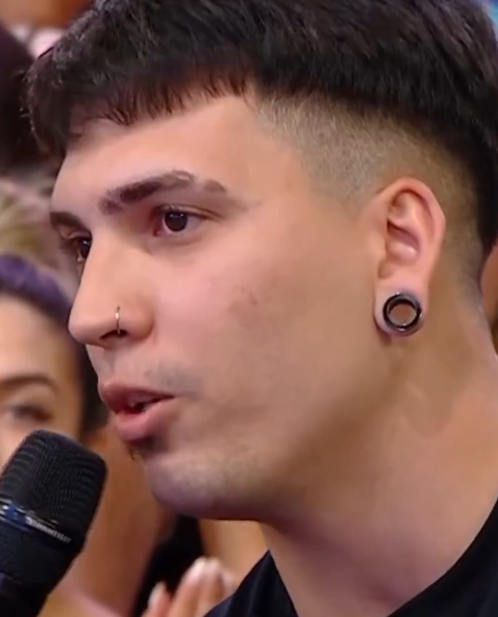 "Me gano la vida mandando pеdos personalizados"