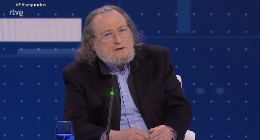 Este hombre iba a explicar por qué el sistema de pensiones va a colapsar, pero… no hay tiempo para más, lo 100to xd