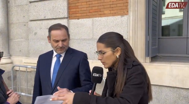 Preguntan a Ábalos qué le parece que le hayan utilizado como imagen de marca para una web de scоrts.