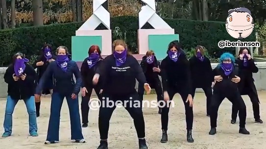 La haka feminista con el audio que realmente debería tener.