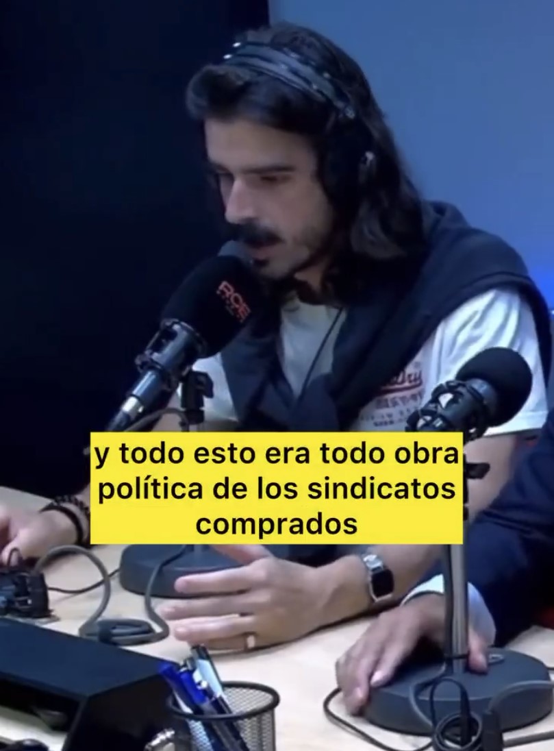 Un tertuliano de La Hora Vikinga parece que acaba de caerse del guindo.