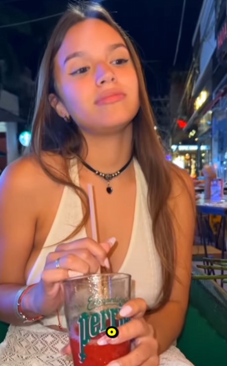 ¿Subirte a un avión al lado de Messi o una noche conmigo?