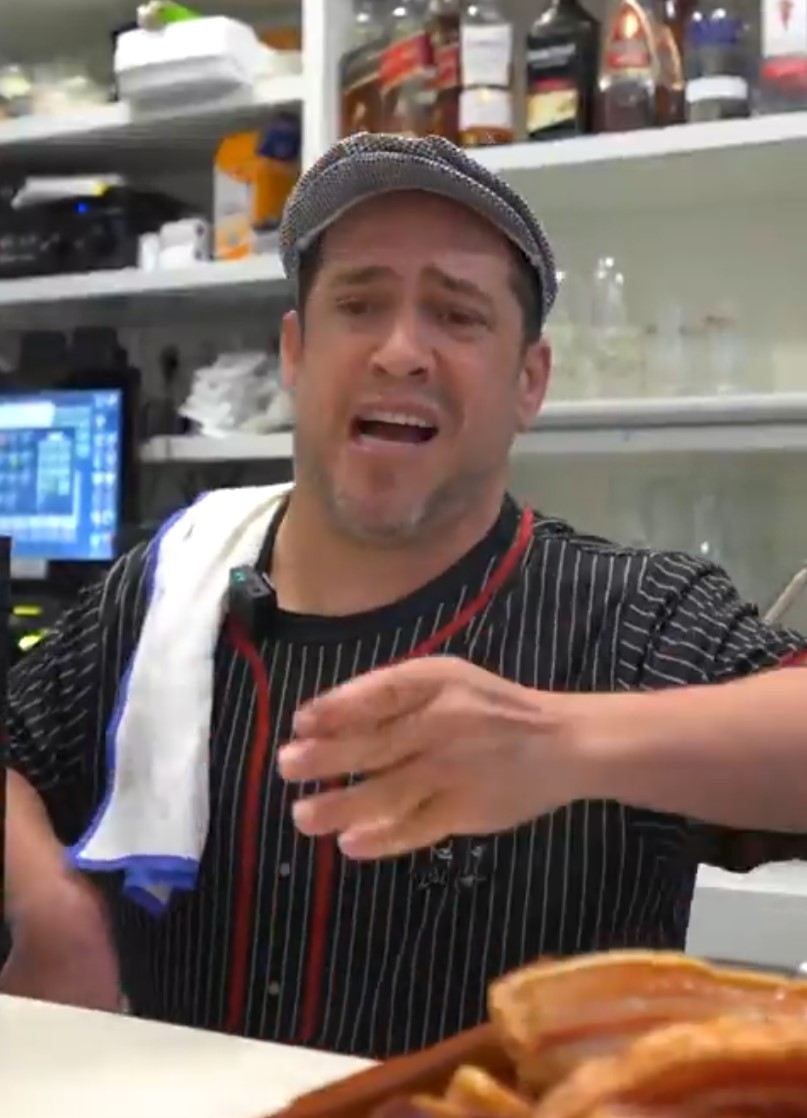 El spot de la Tasca del Langui es café para los muy cafeteros.