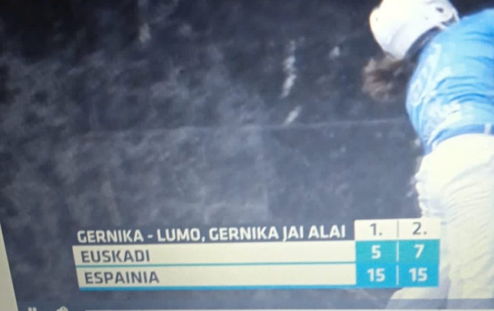 Partido de cesta punta entre Euskadi y España con final inesperado.