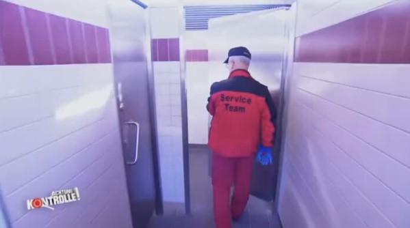 Atentos al regalito del final.