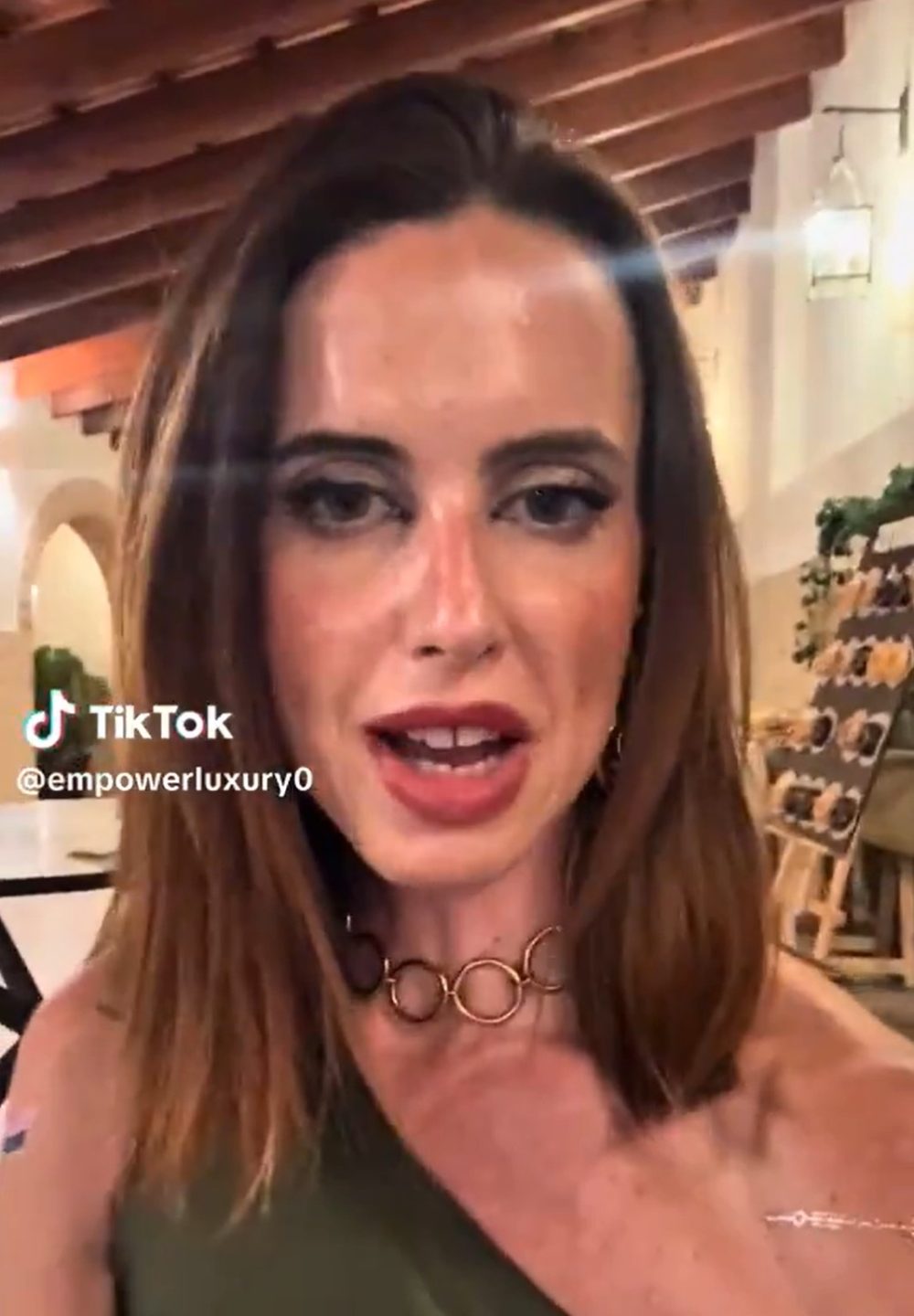 “Esto es lo que os perdéis por imbeciles”.