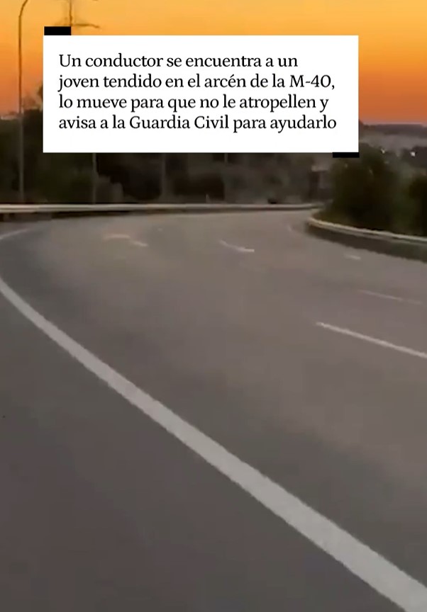 Un conductor se encuentra a un notas durmiendo la mona debajo de un quitamiedos de la M-40.