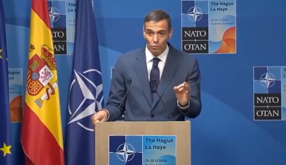 Sánchez: "Cuando dicen que yo he sido quien ha dicho el 2,1% no soy yo, son las Fuerzas Armadas, es el Ministerio de Defensa. (...) No he sido yo, al contrario"