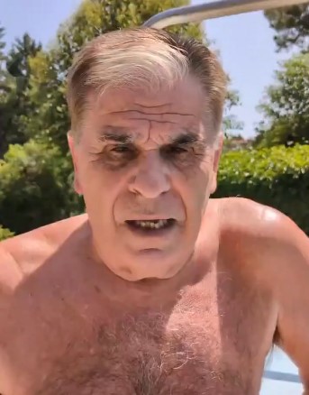 Todo lo que tú abandonas, te abandona a ti.