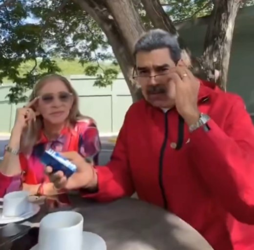 Avisan a Maduro de que esconda su reloj con el que podrían comer 500 venezolanos durante 20 años.