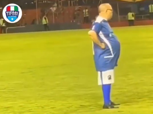 Al final pasa lo que todos estáis esperando.