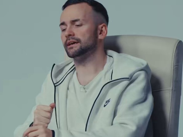 El Xokas evaluando sobre geología a un geólogo