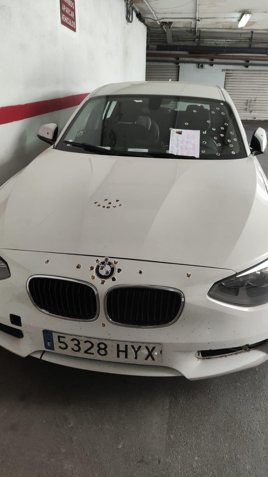 Vecinos colegas que te decoran el coche (Burjassot, Valencia)