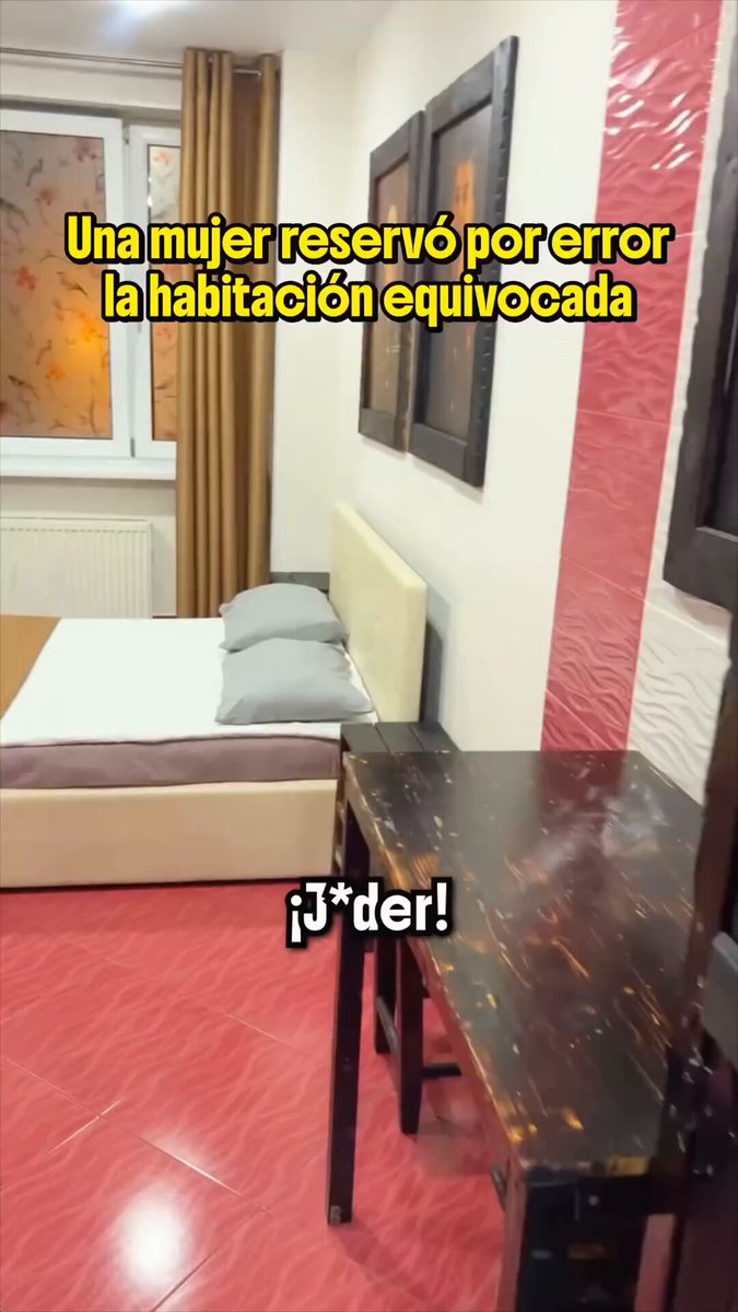 Esta mujer reservó por error la habitación equivocada.