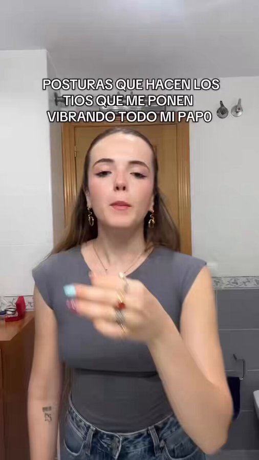 Lápiz y papel.