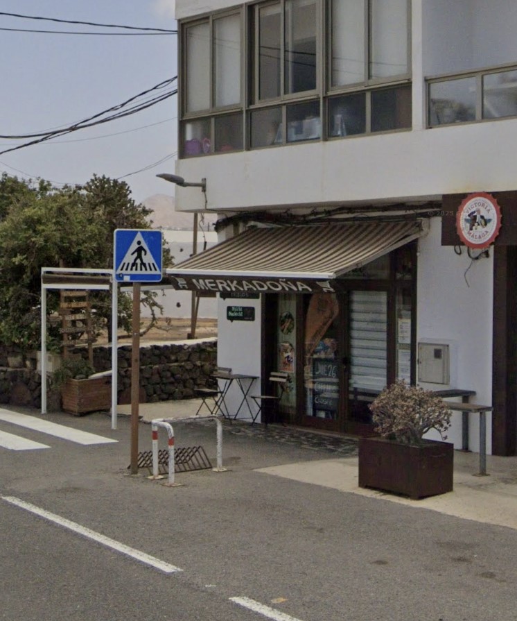 Master of Naming visto en Lajares, Fuerteventura.