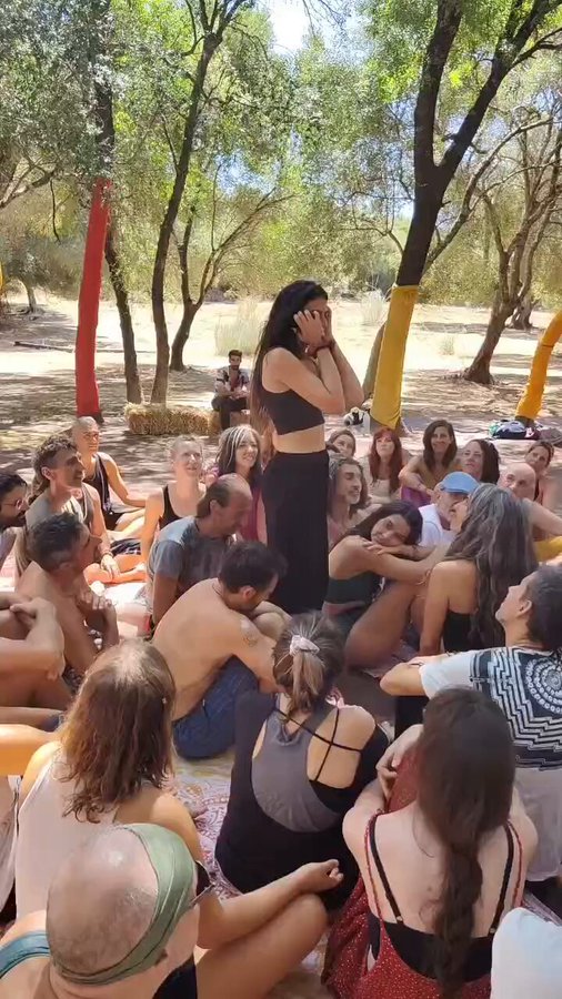 Es triste lo que llegan a hacer algunos hombres con tal de arrimar la cebolleta.