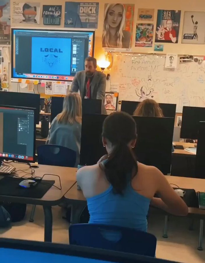 Los profesores de un instituto se pusieron de acuerdo para imitar a sus alumnos e irse de clase en cuanto sonara la campana.