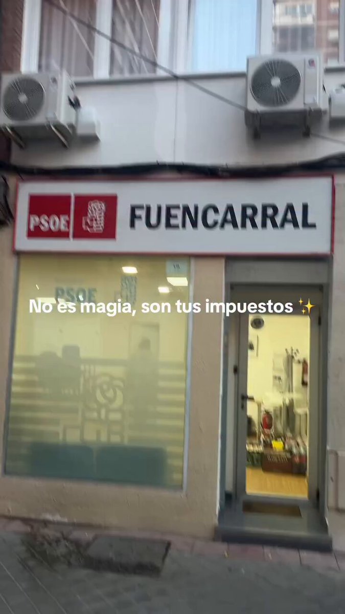 Buen avituallamiento... me faltaron gambas, pero buen avituallamiento.