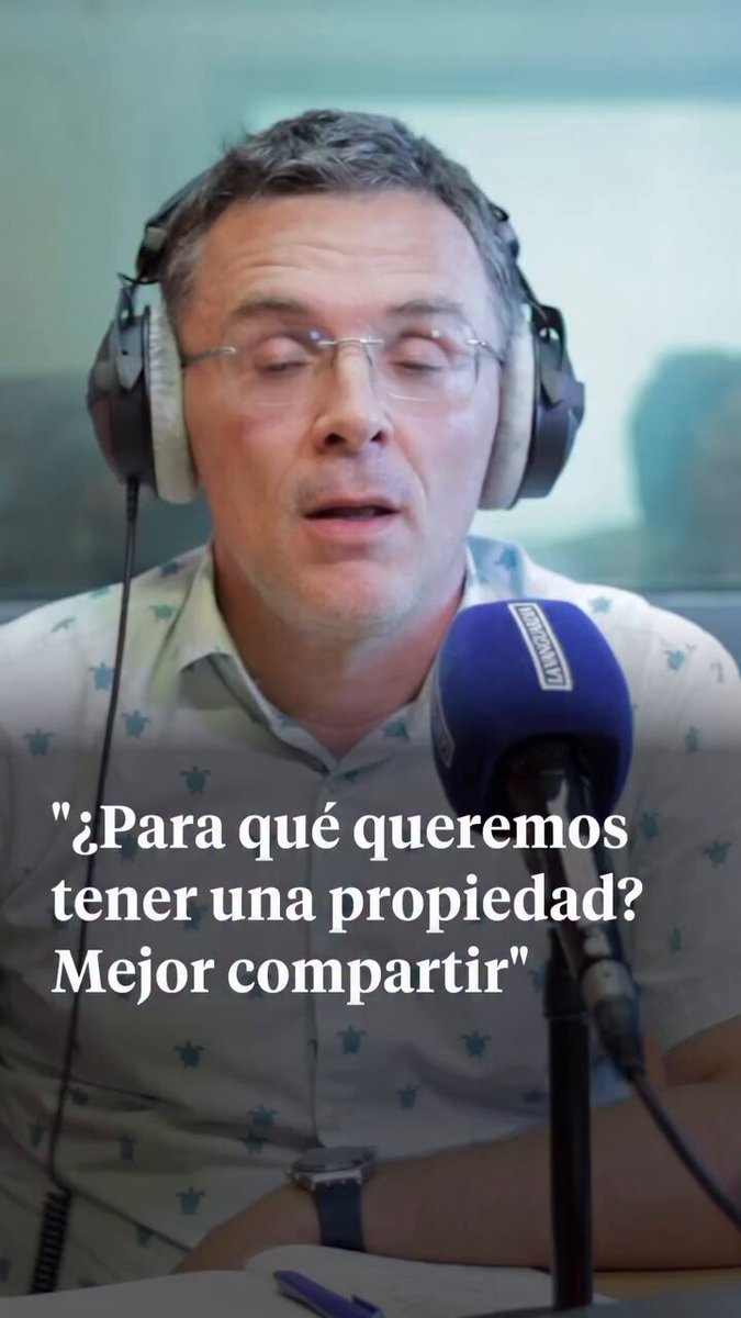 "No tengo claro que vivir en pareja con una hipoteca y una parejita de hijos sea una mejor vida que vivir en un piso compartido con italianos y argentinos".