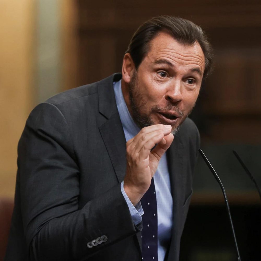 Friendly reminder de que nos consideran tan imbéciles que nos están intentando convencer de que es normal pagar miles y miles de euros en metálico sin chanchullos.