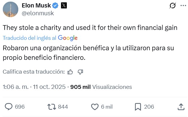 Elon Musk: "Se me ocurrió el nombre OpenAI como una organización de código abierto y sin ánimo de lucro".