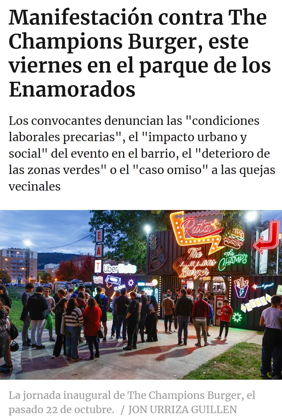 Manifestación en contra de The Champions Burger en Pamplona.