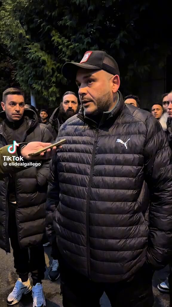 "Tenia un cuchillo en la mano pero para hacerse un bocadillo"