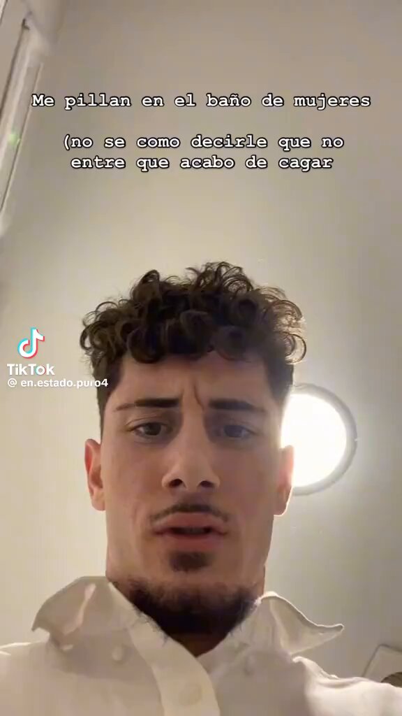 "Me pillan en el baño de mujeres y acabo de cаgаr"