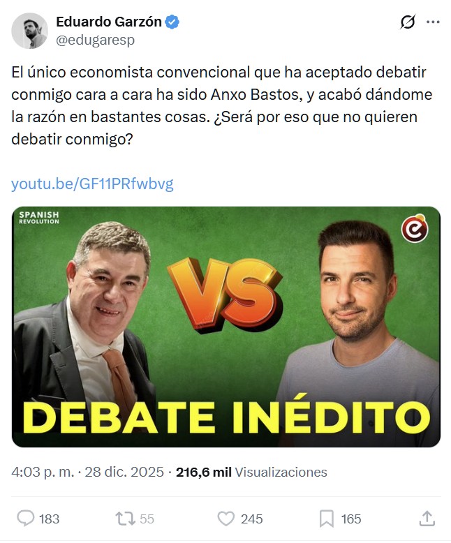 Ver "debatir" a Bastos con Eduardo Garzón es como ver el penalti de Maradona a un niño sin piernas.