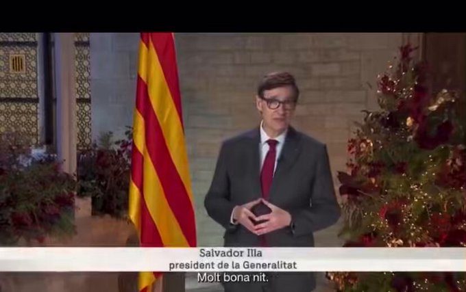 Dadle un acordeón y que por lo menos aproveche tanto movimiento vacío con las manos para tocar algo…