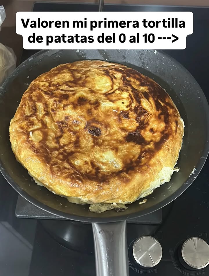 Tortilla de patatas al estilo Minecraft.