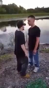 ¡Pelea de inválidos!