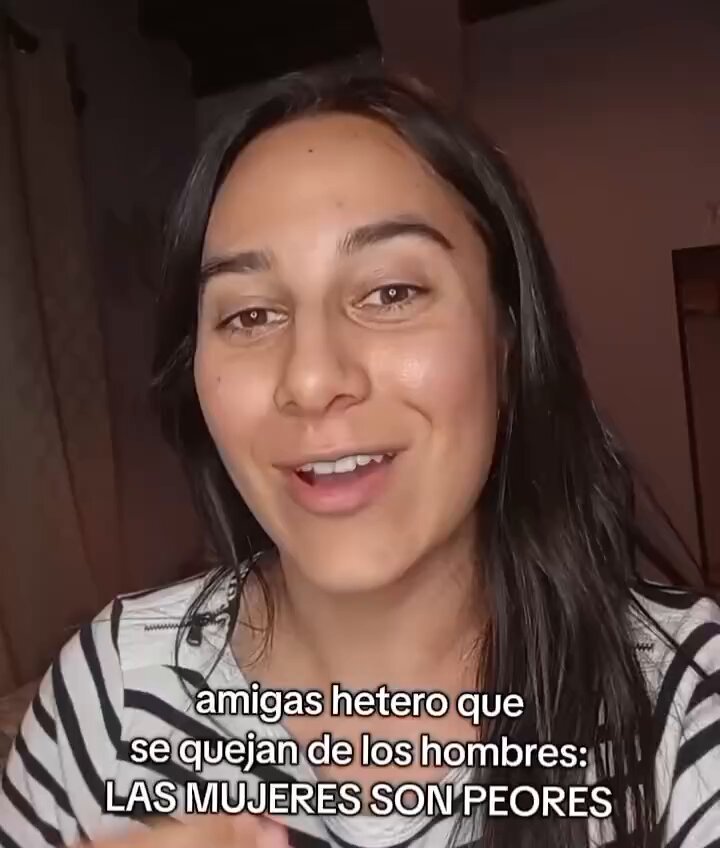 Lesbiana advierte a las hetero que huyen de los hombres y se hacen boIIeras: "si allá les llueve, aquí no escampa... Si ud está traumada con un hombre, espere que pruebe una mujer..."